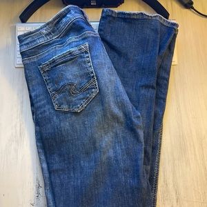 Silver (brand) blue jeans.